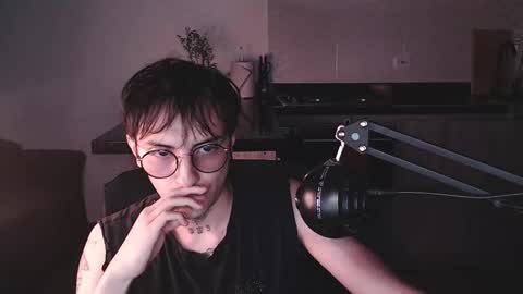 Teo independent model online show from February 4, 6:41 am