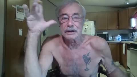 Snapshot of teak4u chatting on October 29, 4:32 pm Teak online show from October 29, 4:32 pm