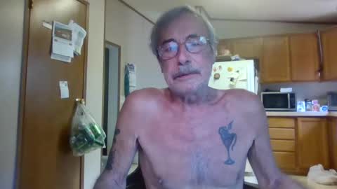 Snapshot of teak4u chatting on October 31, 4:10 pm Teak online show from October 31, 4:10 pm