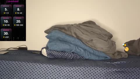 teaser4 online show from December 7, 11:23 pm