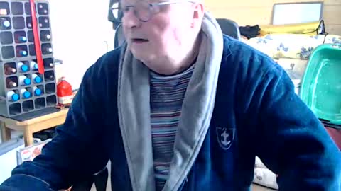 tedy6374 online show from May 1, 10:29 am