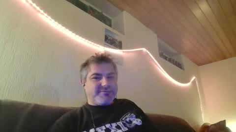 Peter online show from February 11, 12:17 am