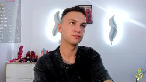 Andy aka TEMPTATIONTWINK online show from May 20, 7:09 pm