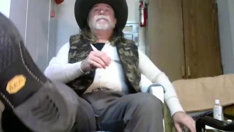 Tennredneck online show from February 24, 2:45 am