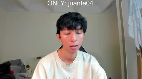Snapshot of teroship_boy chatting on December 14, 1:39 am Juanfe  online show from December 14, 1:39 am