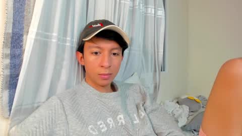 Snapshot of teroship_boy chatting on February 22, 1:00 am Juanfe  online show from February 22, 1:00 am