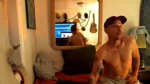 Axle online show from December 31, 12:46 pm