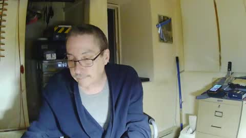 tetuo2 online show from December 18, 5:04 am