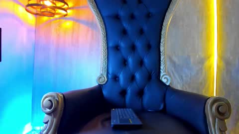 thaddeus king online show from November 28, 2:37 am