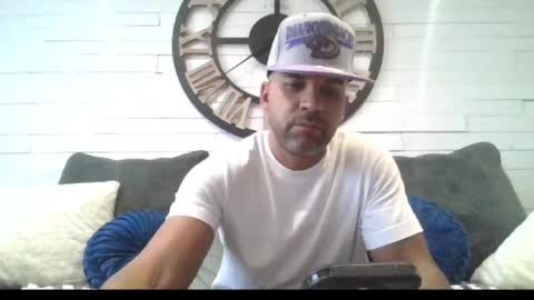 thatazguyaz online show from October 27, 9:39 pm