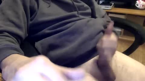 thatguyupthere55 online show from December 3, 5:41 pm