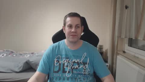 thatguyyeahhim online show from February 13, 11:58 pm