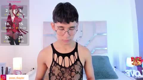 Thayler  online show from January 8, 11:26 am