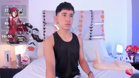 Snapshot of thayler_jones chatting on October 3, 11:15 am Thayler  online show from October 3, 11:15 am