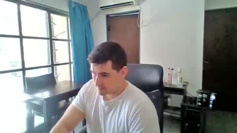 Snapshot of the_dark_knive_ chatting on October 21, 4:21 pm the_dark_knive_ online show from October 21, 4:21 pm