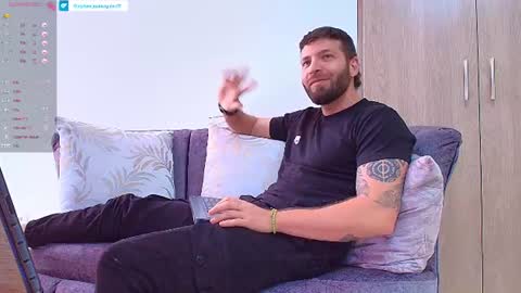 SCOTT  THEO  KAMERON  GENDERSON online show from July 28, 7:39 pm