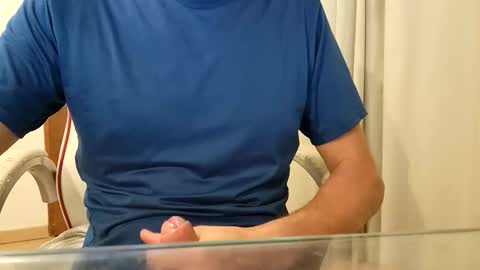 La Baguette dure online show from October 12, 9:09 pm