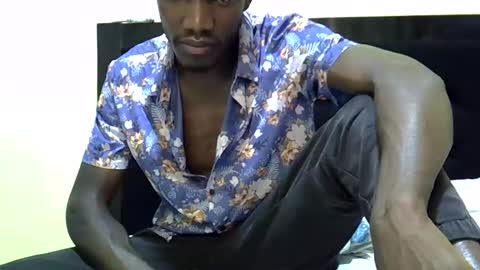 the_logking online show from January 8, 7:02 am