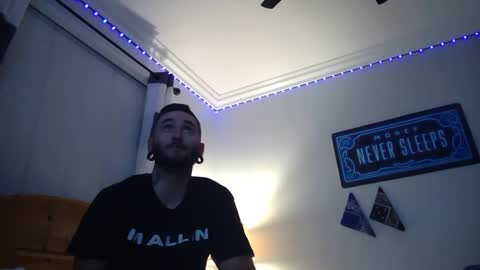 theamezcua98 online show from February 19, 9:50 am