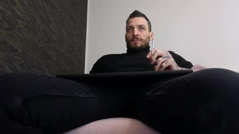 John online show from February 19, 9:28 am