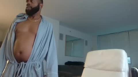 Snapshot of theblacklordmaster chatting on September 25, 11:53 am theblacklordmaster online show from September 25, 11:53 am