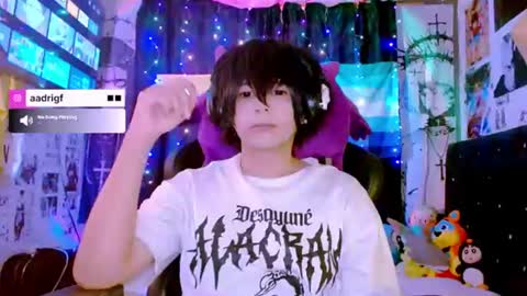 thebluesky_18 online show from July 18, 12:32 pm