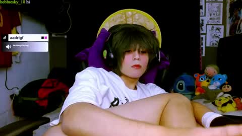 thebluesky_18 online show from June 30, 10:05 am