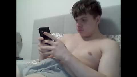 thecuteguy144949 online show from February 10, 4:25 pm