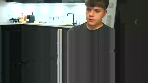 thecuteguy144949 online show from November 12, 8:57 pm