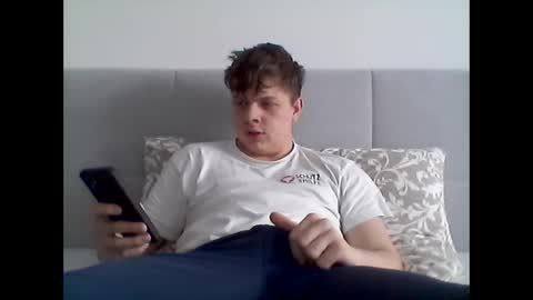 thecuteguy144949 online show from February 11, 11:21 am