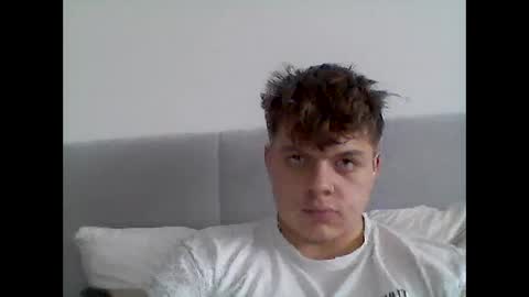 thecuteguy144949 online show from January 28, 9:30 am