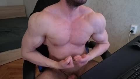 Snapshot of thefitgiant chatting on February 16, 1:16 pm Vince online show from February 16, 1:16 pm