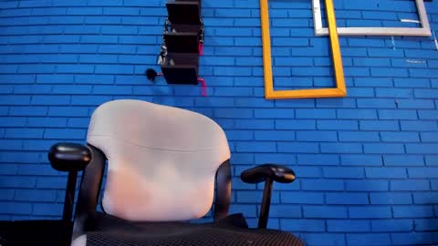 Ian Deniel online show from December 22, 5:53 pm