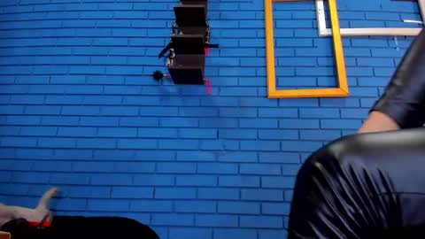 Ian Deniel online show from December 6, 8:07 pm