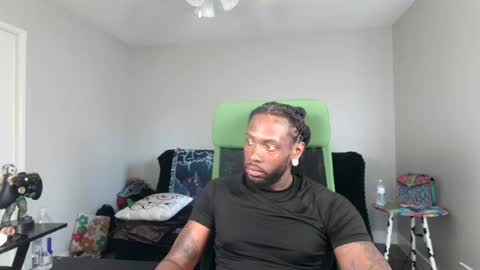 IXMCOUPLE444 online show from June 14, 12:41 am
