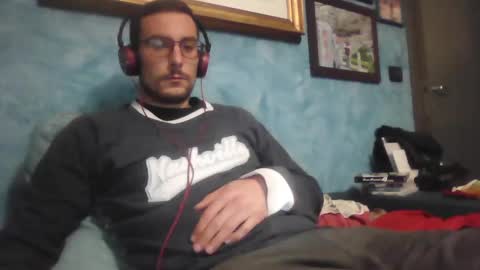 theitalianx95x online show from January 1, 9:52 pm