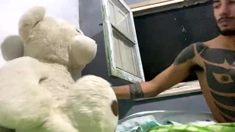 themarttinguyyy online show from February 25, 1:52 am