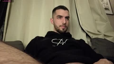 themmistokles online show from February 28, 8:41 pm