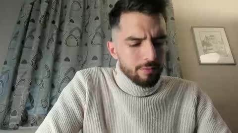 themmistokles online show from December 12, 12:01 pm