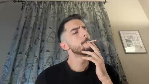 themmistokles online show from December 14, 12:55 pm