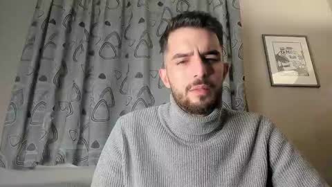 themmistokles online show from December 15, 1:32 pm