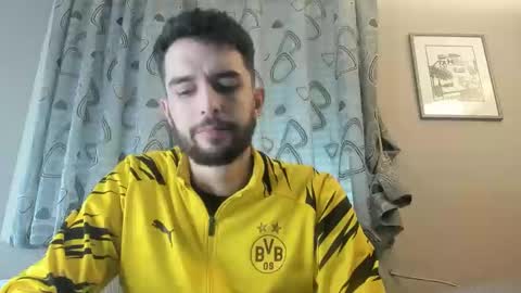 themmistokles online show from February 25, 12:55 pm