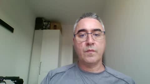 Themohican online show from May 21, 4:33 pm