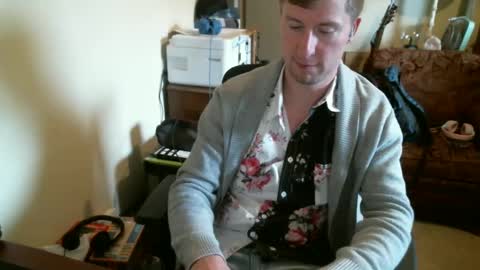 Daisy and Tim online show from February 14, 11:32 pm