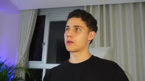  THEO- MATEO  online show from March 7, 11:47 pm