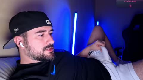 Theo Ravi online show from April 21, 4:40 am