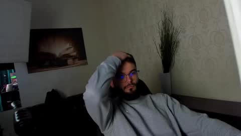 TheoRowan online show from December 30, 5:26 am