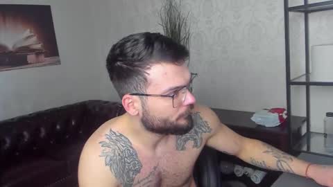 TheoRowan online show from December 13, 6:21 am