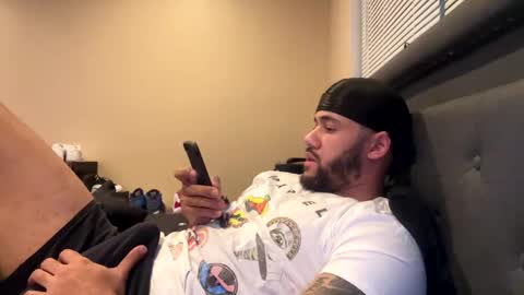 ThePipe online show from January 1, 10:35 pm