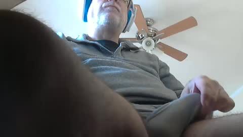 Snapshot of thereisnospoon1970 chatting on December 21, 6:12 pm Neo online show from December 21, 6:12 pm